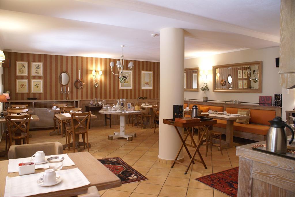 Gamila Rocks Mountain Hotel Aristi Bagian luar foto